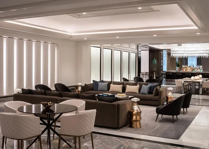Four Seasons Hotel 5*