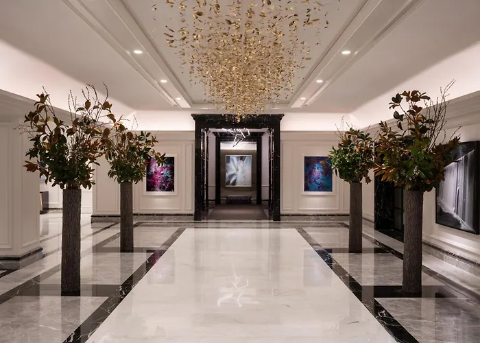 Hotel Four Seasons 5*