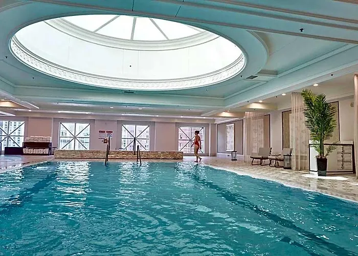 Four Seasons Hotel 5*