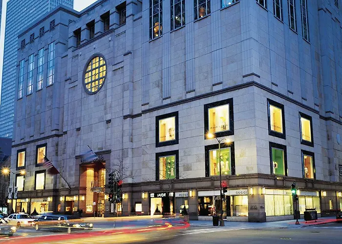 Four Seasons Hotel 5*